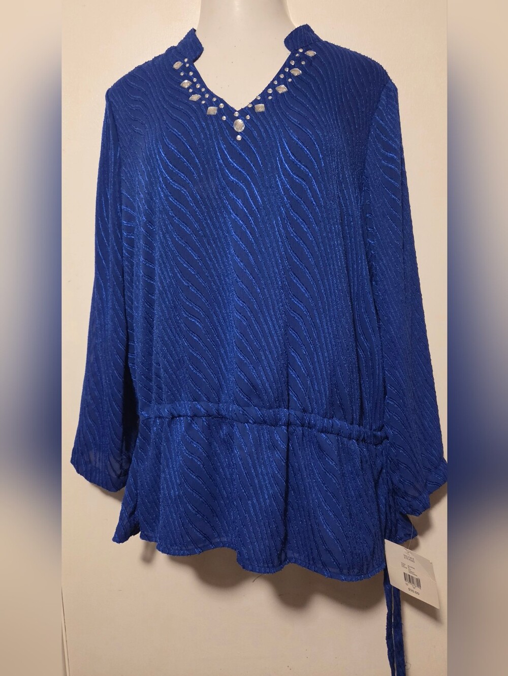 Valerie Stevens XL New NWT  Womens Blouse. Blue Embellished V-Neck Peplum Top